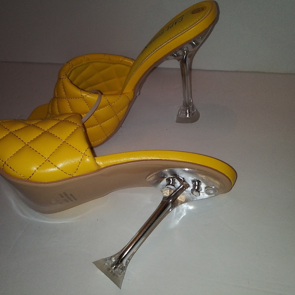 Peep Toe Sandal View 4